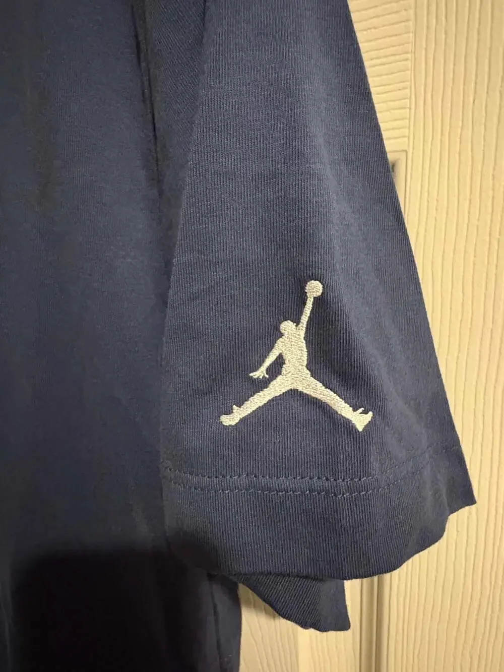 Jordan Air Men's T-Shirt Navy Blue DM3182-411 Medium